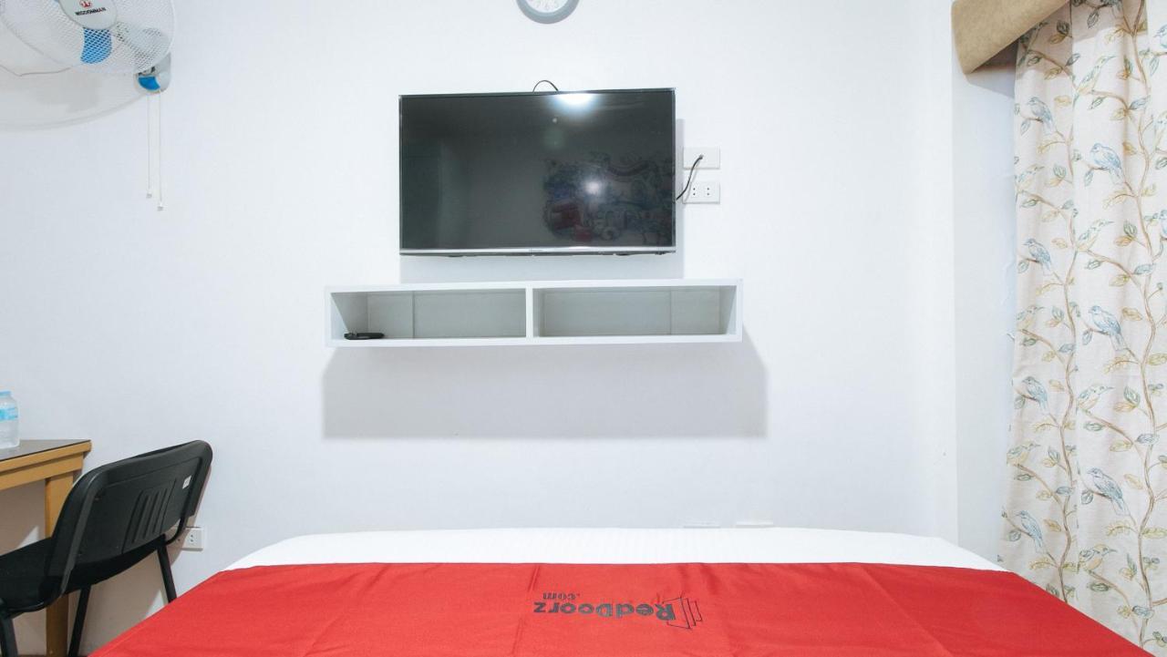 Reddoorz Plus Bienvenido Boarding House Las Pinas Weekly Stay Exterior photo